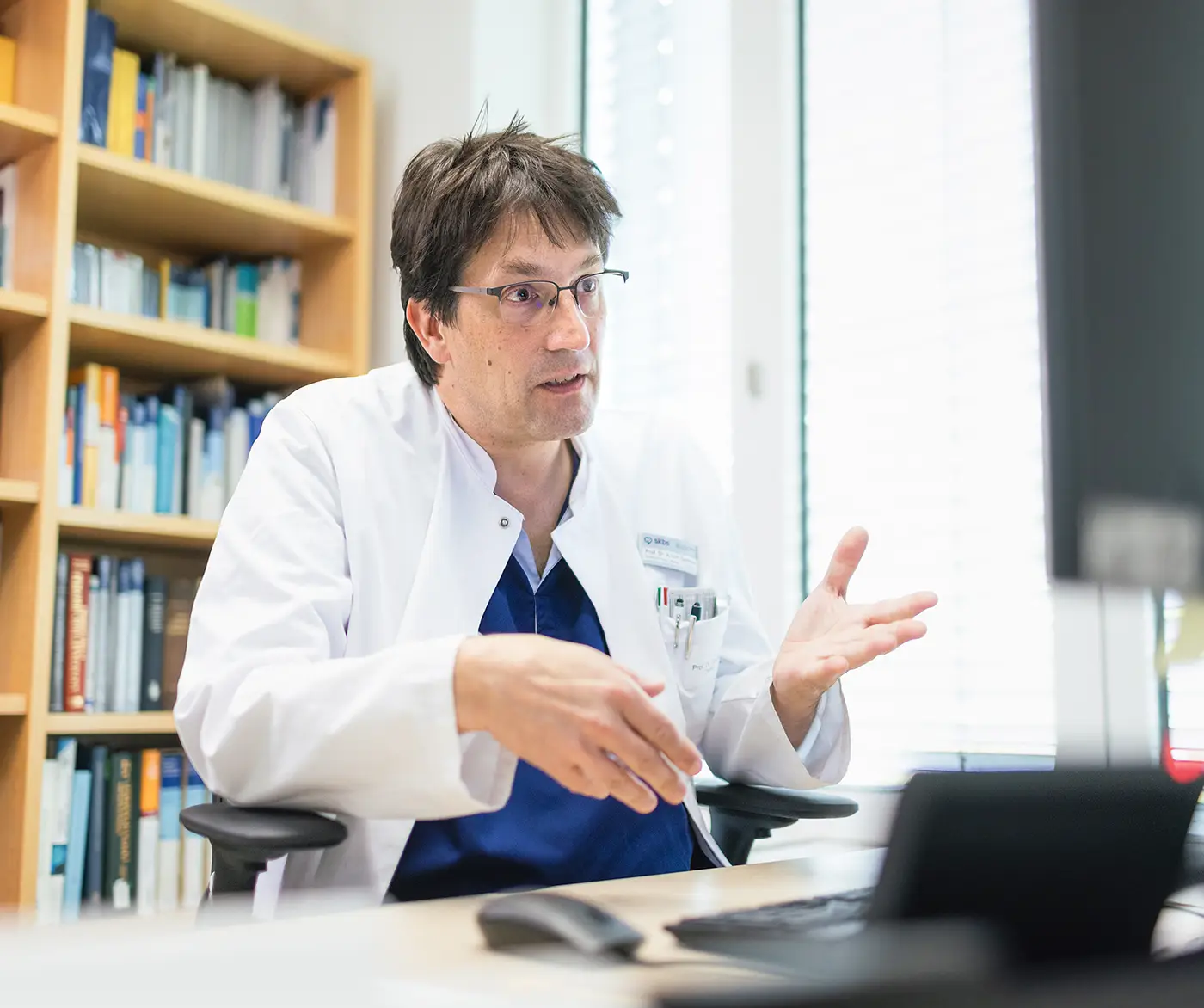 Prof. Dr. Andreas Gerstner Besprechung