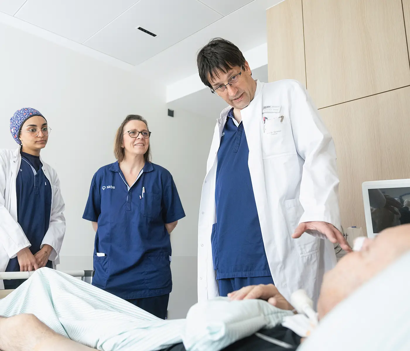 Prof. Dr. Andreas Gerstner Besprechung